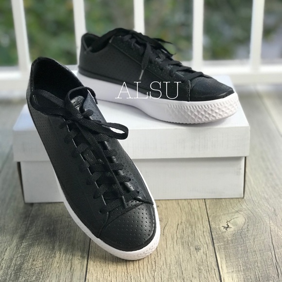 Converse Ctas Modern OX Leather Black White W AUTH - Picture 2 of 8